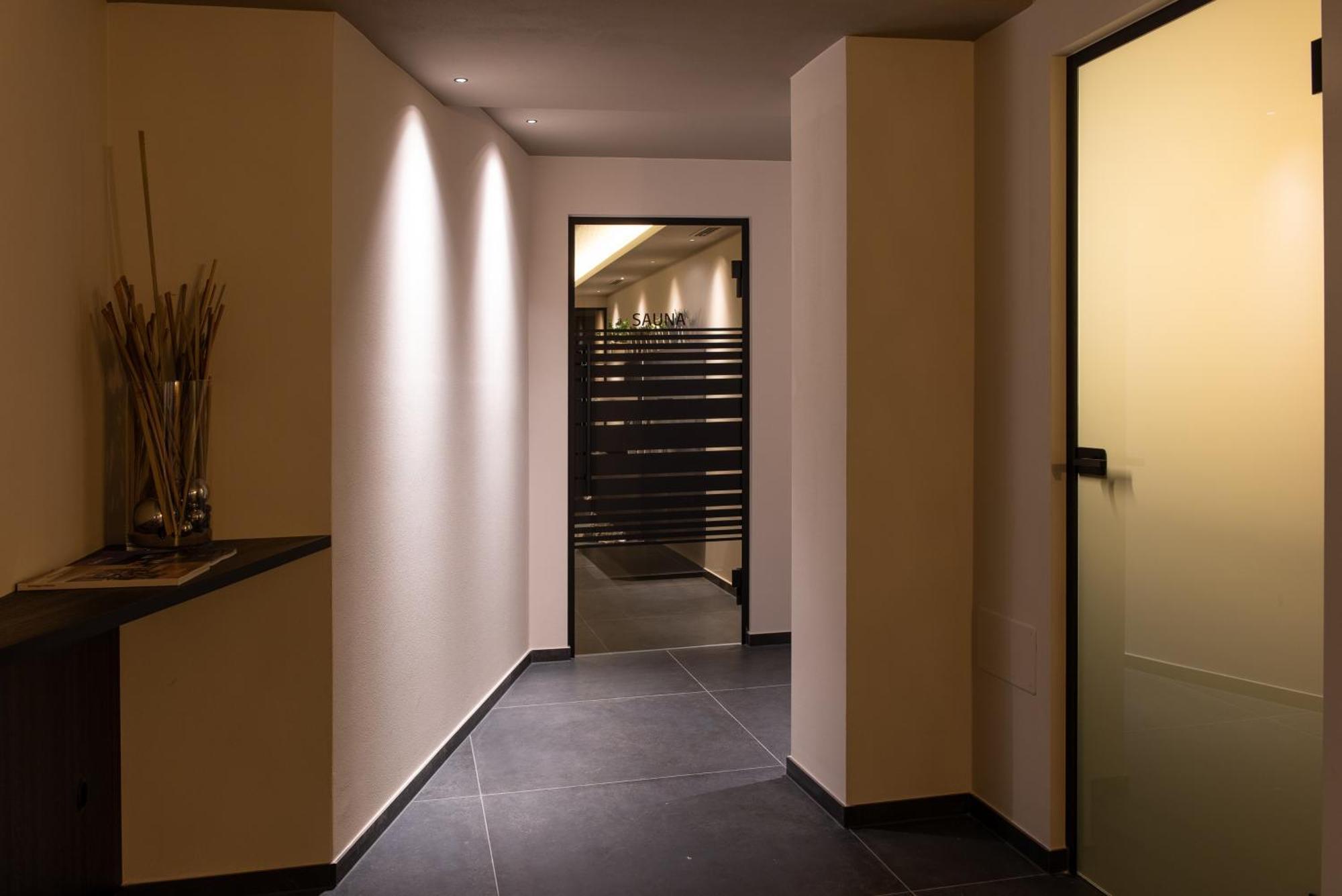 Hotel Ladurner Merano Exterior foto