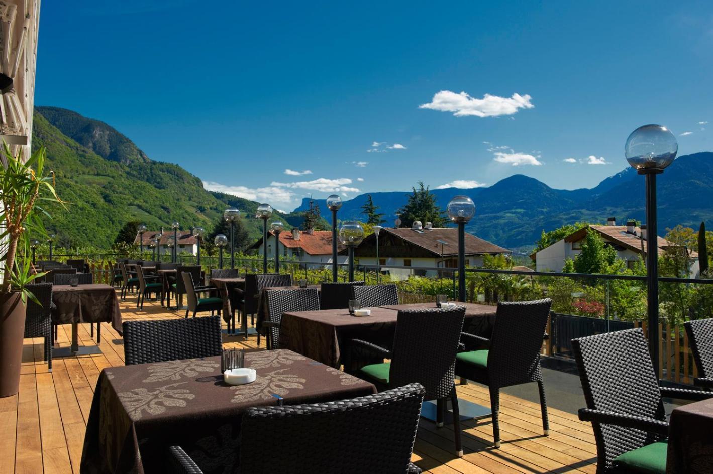 Hotel Ladurner Merano Exterior foto