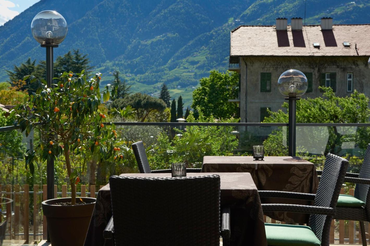 Hotel Ladurner Merano Exterior foto