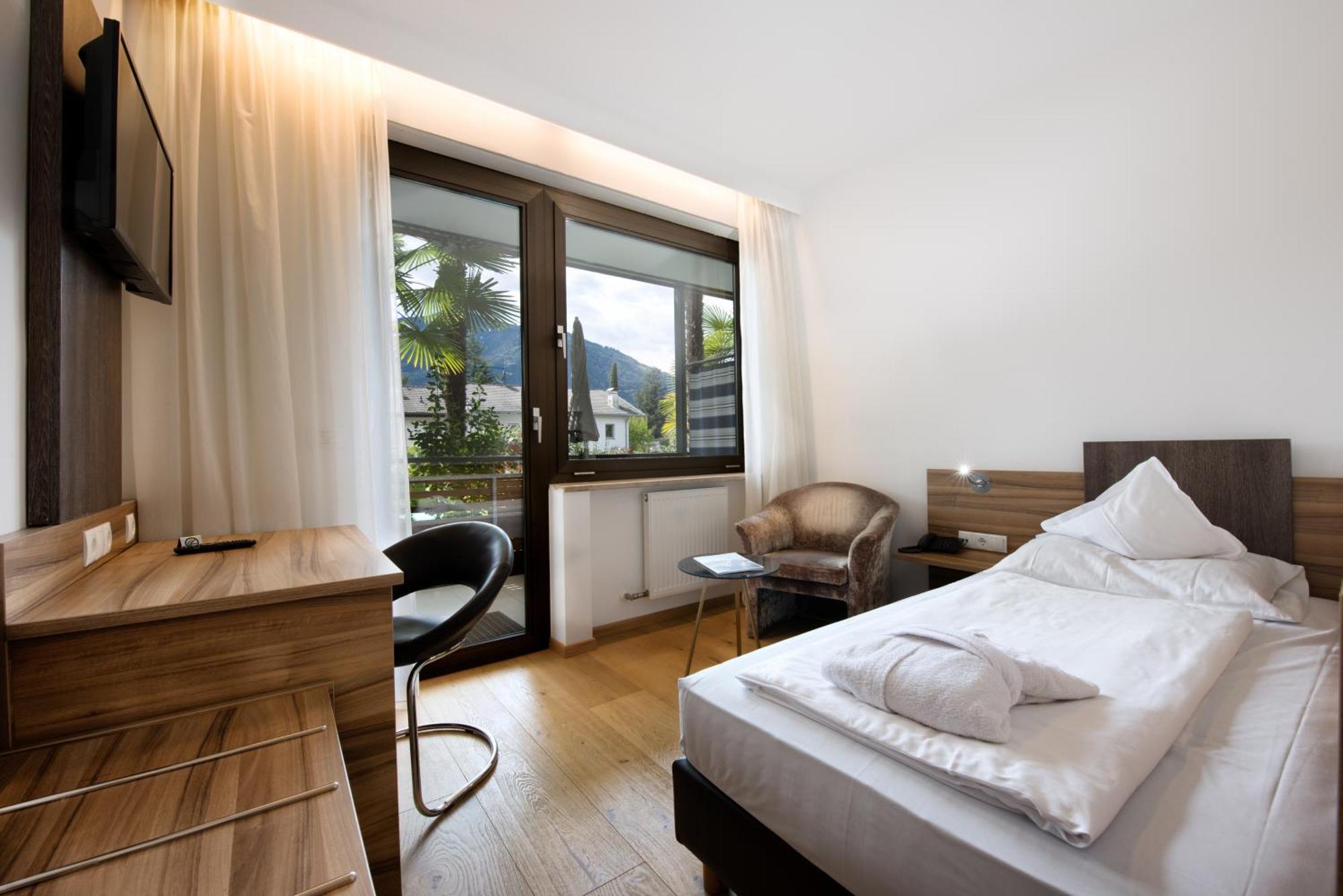Hotel Ladurner Merano Cameră foto